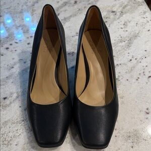 Naturalizer Warner Pump